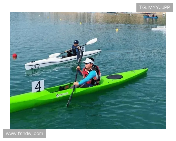 静水皮划艇竞速赛场上的力量速度与意志的体育对决盛宴精彩呈现