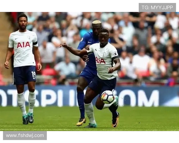 吴比乐底线回传助攻 刘宇洋禁区射门被挡出底线